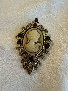 Gold-Tone Cameo Brooch with Red and Cream Accents
